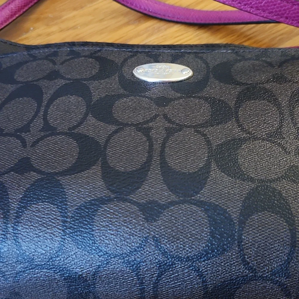 Coach East West pop crossbody